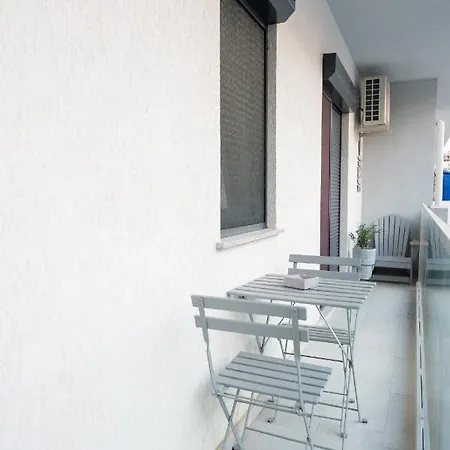 Apartment Hommey By The Sea *